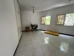 beautifull 1BHK with balcony | Central air conditioning | Prime location close to all service