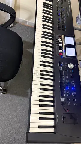 Roland BK 9 keyboard 76 keys