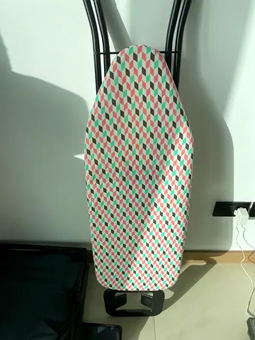 Ironing board in good condition, foldable and lightweight