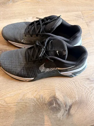 Nike Metcon Trainers – Size 44 / UK 9 – Excellent Condition
