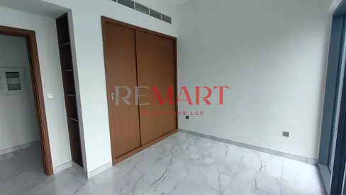 Unfurnished 1 Bed Apartment | Spacious Layout | Azizi Mirage