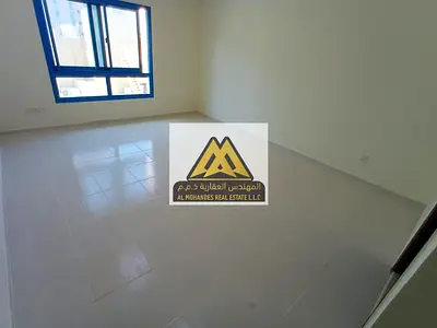 الرميلة 1، حيث تتوفر شقة غرفة وصالة بمساحات كبيرة جدًا تُعد من أكبر المساحات المتاحة في هذه الفئة، مما يجعلها خيار مثالي للعائلات أو الأفراد الباحثين