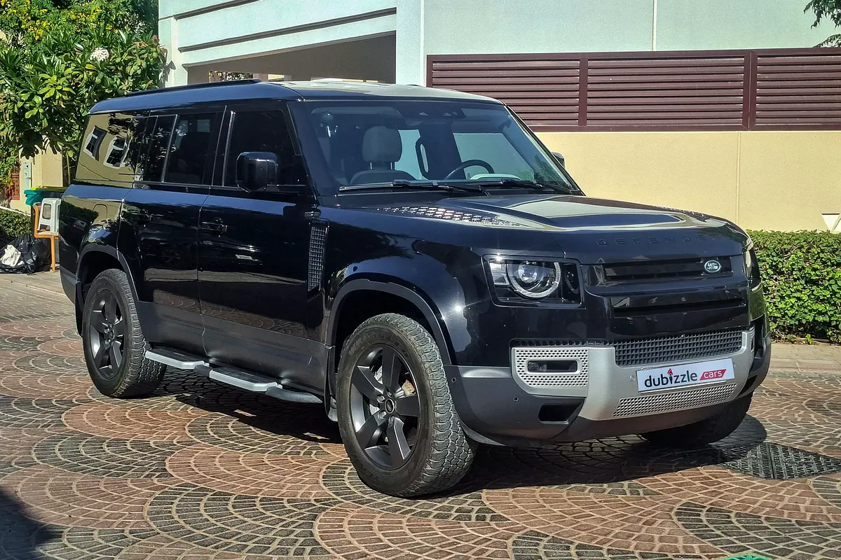 Land Rover Defender 2023 — photo 1 of 15