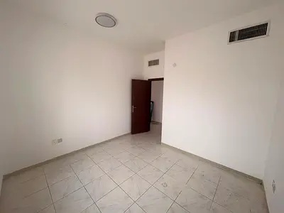 شقة 1BHK في كورنيش عجمان | إطلالة ممتازة | ثاني صف من البحر | بجوار مطعم ثمار البحر