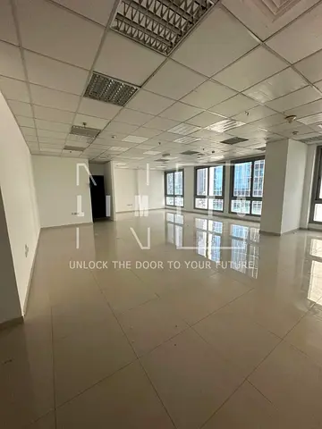 6 Cheques | 15 Days Free | Fully Fitted | Near Metro