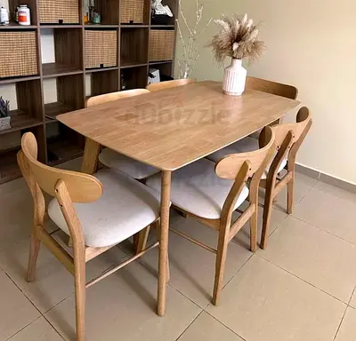 Solid Oak Dining Table with 6 Chairs - Light Natural Finish
