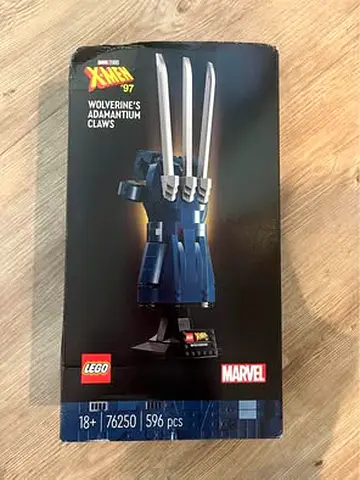 FLASH SALE BRAND NEW LEGO 76250 MARVEL WOLVERINE CLAW DENTED BOX