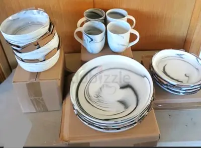 High quality dinner set Throw away price