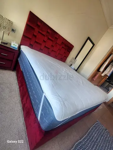 Red Velvet King Size Bed Frame with Headboard (Good Condition) with mattress