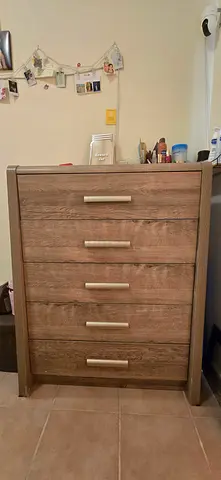 Homebox Curvy Chest of 5-Drawers - Good Condition
