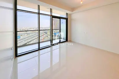 High Floor | Metro Side | Prime Location