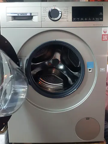 .Model BOSCH Series 4 Washer 9 kg Dryer 6 kg Combo 2 in 1