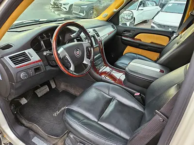 2007 Cadillac ESCALADE — фото 11