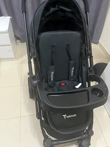 Teknum reversible moonwalk baby stroller in excellent condition