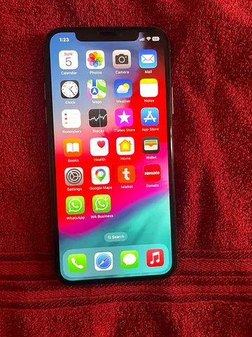 iPhone XS Gold color 64gb