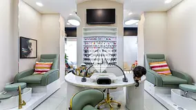 Ready Shop I Prime Location I Negotiable Price