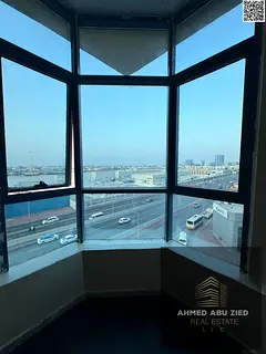 3 bedrooms and a living room, the finest and largest apartment for rent in Al Rashidiya 1 - Maid'