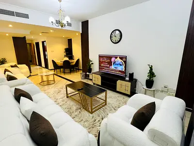 القصباء مركز الفردان علي كرنيش البحيره غرفه وصاله و مطبخ و 2 حمام الفرش مرتب علي اعلي مستوي ويوجد بالبناء جم ومسبح ومركز العاب للاطفال