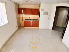 Spacious Studio Apartment Central Ac Free Car Parking available