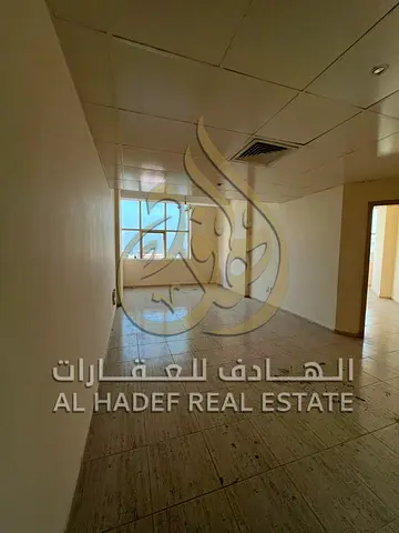 ✔️ غرفتين وصالة + غرفة خادمة ✔️ مساحات كبيرة ✔️ 2 حمام ✔️ إطلالة مميزة ✔️ مطبخ ✔️ تكييف على المالك ✔️ صيانة على المالك ✔️ تسهيلات في الدفع 4 أو 6 دفعا