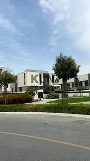 Standalone Corner Villa | Opposite Pool &amp; Park | 5BR + Driver