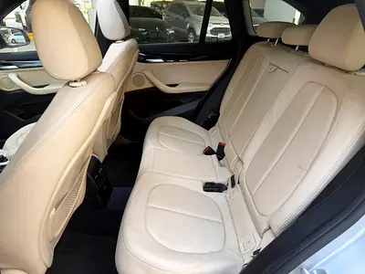2017 BMW X1 — миниатюра 10
