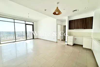 Community View | High Floor| Available