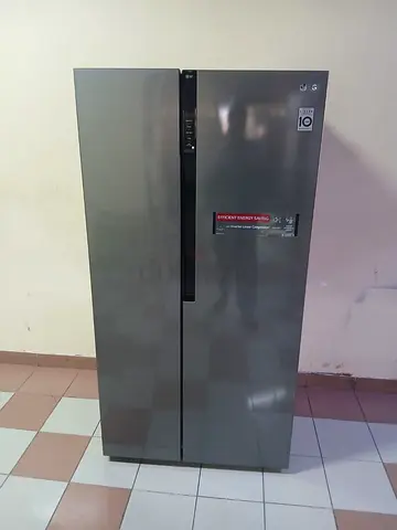 LG 679 Liters Side-By-Side Refrigerator.