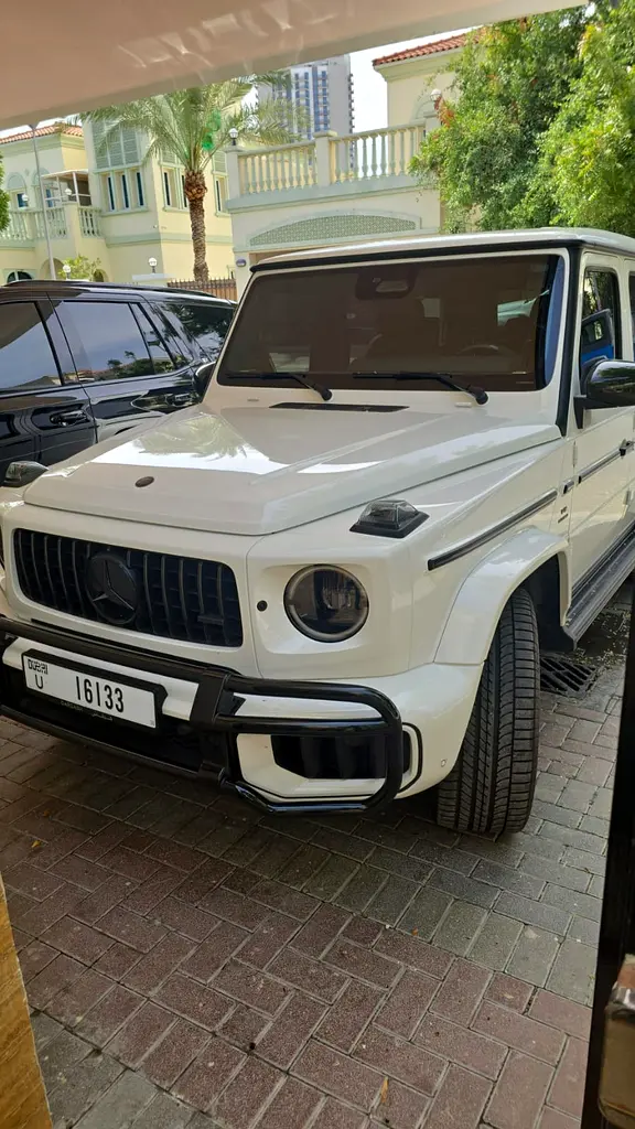 Mercedes-Benz G-Class 2026 — photo 1 of 8