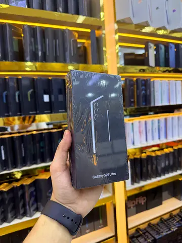 Samsung Galaxy S25 Ultra 256 GB Brand New