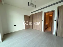 Vacant | Mid Floor | With Balcony | Spacious