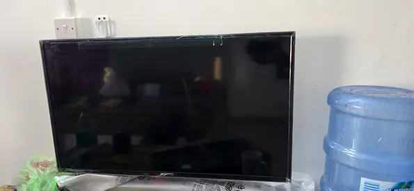 Geepas led with wifi android tv in excellent 32inch