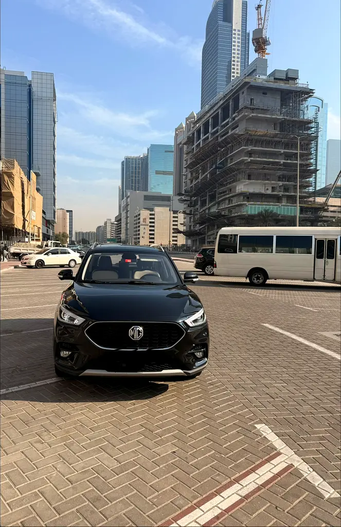 MG ZS 2023 — photo 1 of 11