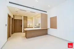 Stylish Pool View Unit with Private Pool