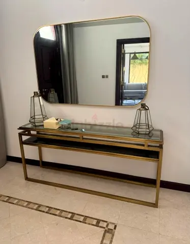 consol table with mirror for sale great condition