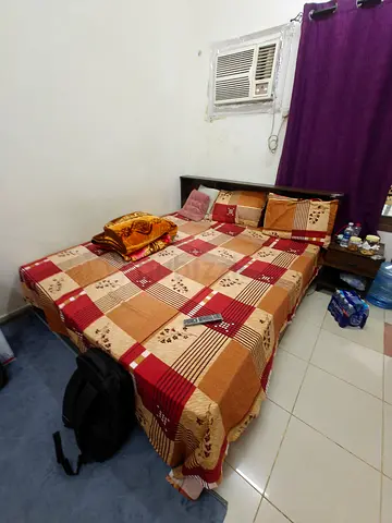 Complete 6-Piece Bedroom Set | Dark Walnut Finish | Excellent Condition