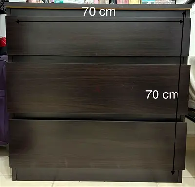 Chest of drawers + bedside table