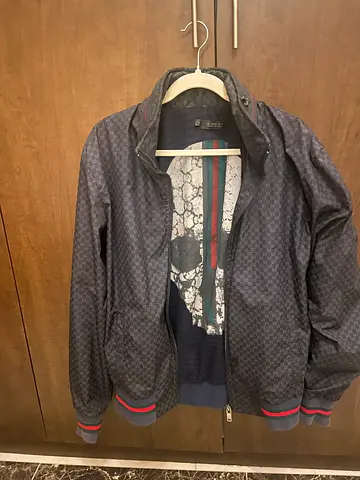 Authentic Gucci mens jacket XL size
