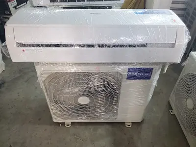 Split air conditioner unit - brand new, wrapped (indoor + outdoor)