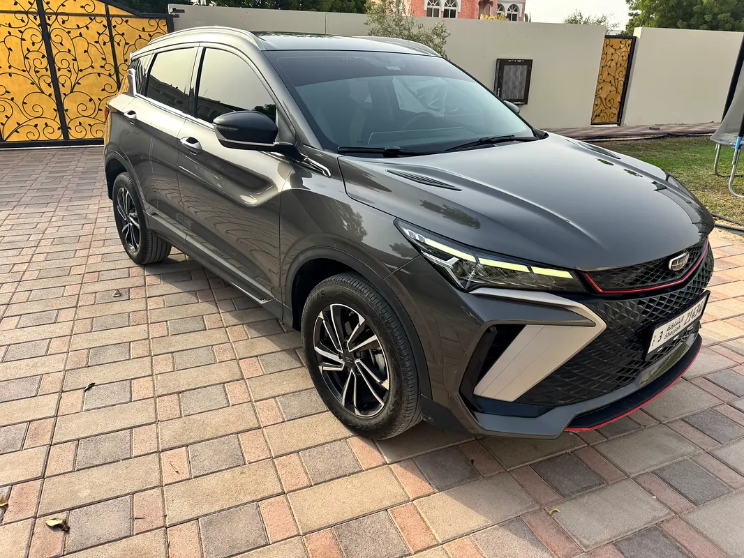 Geely Coolray 2023 — photo 1 of 14