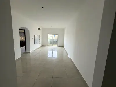 We now have an excellent price, suitable for everyone, with free maintenance provided by the owner. A very prime location, convenient for all.