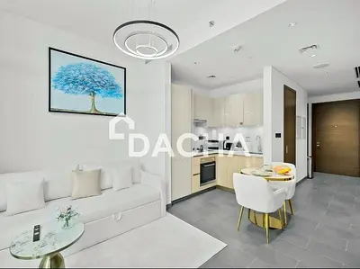 Ready to Move in | Low Floor | Community View