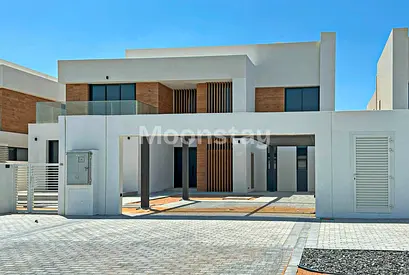 Luxury Villa | Rented | Single Row