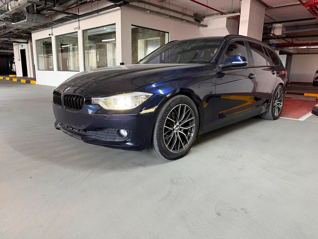 BMW 3-Series 2013 — photo 1 of 20
