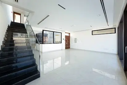 Single Row | Vacant | Near Pavilion