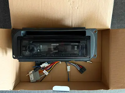 Kenwood Single-DIN Car Stereo Head Unit with Wiring Harness