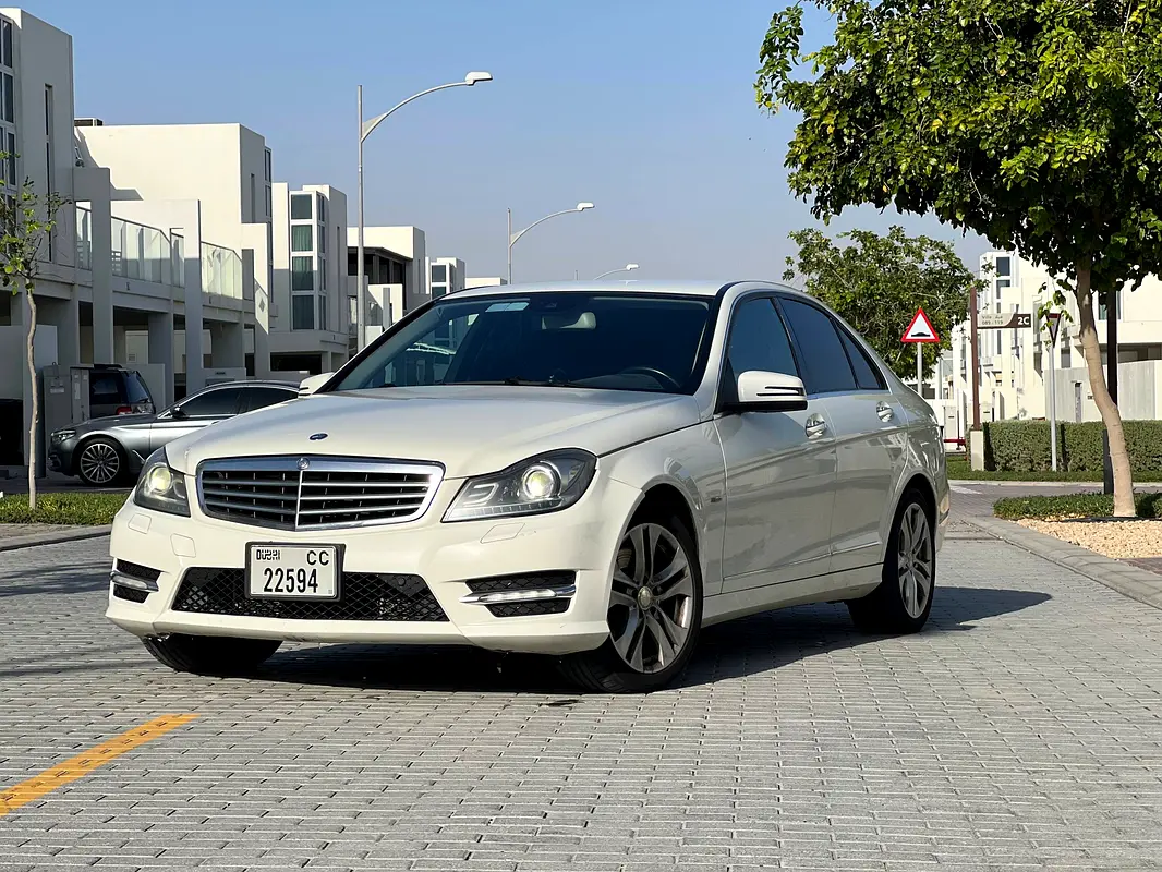 Mercedes-Benz C-Class 2012 — photo 1 of 7