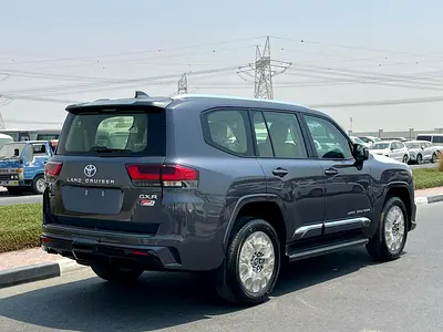 2026 Toyota LAND CRUISER 照片 4