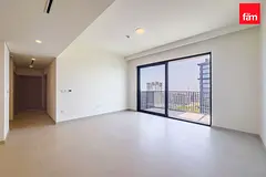 Park View|Corner Unit|Brand New |Walk To The Mall