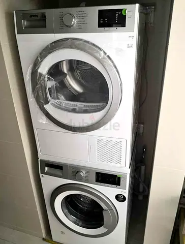 New Smeg Separate Washer Dryer 8 + 8 kg